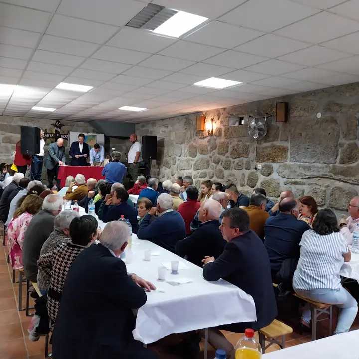 Sessão de inauguração do Polidesportivo