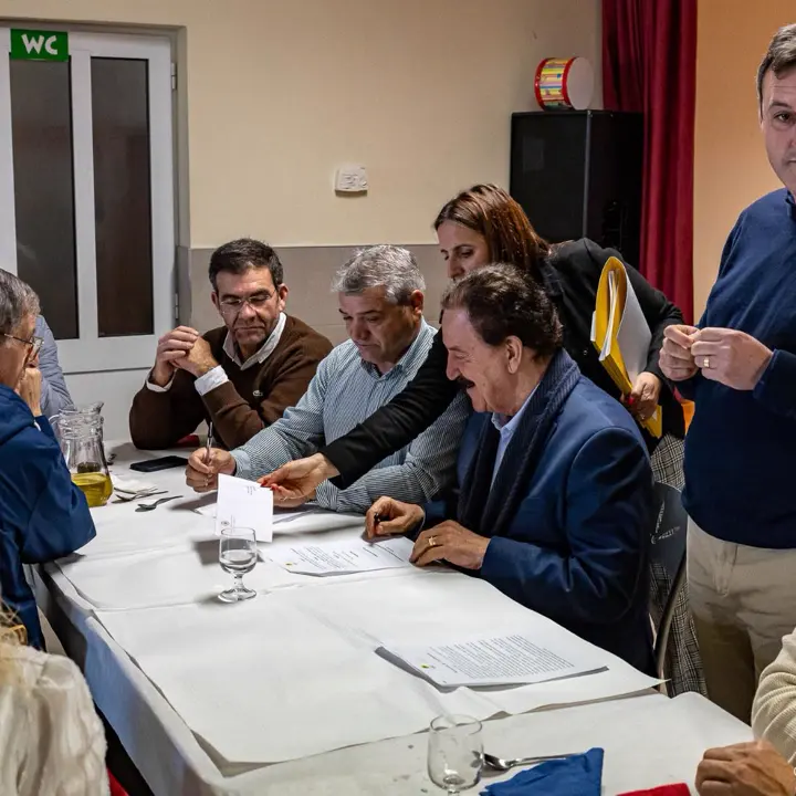 Assinatura do protocolo